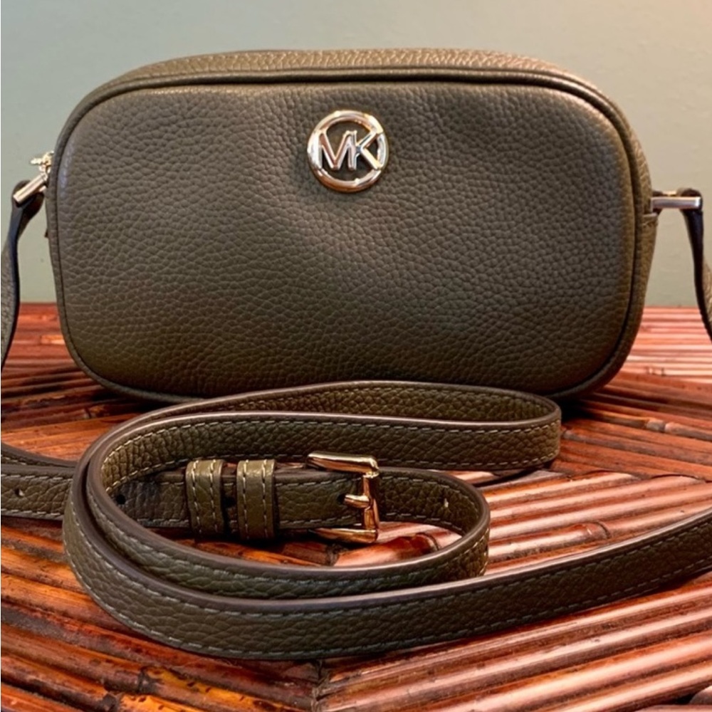 Michael Kors Crossbody